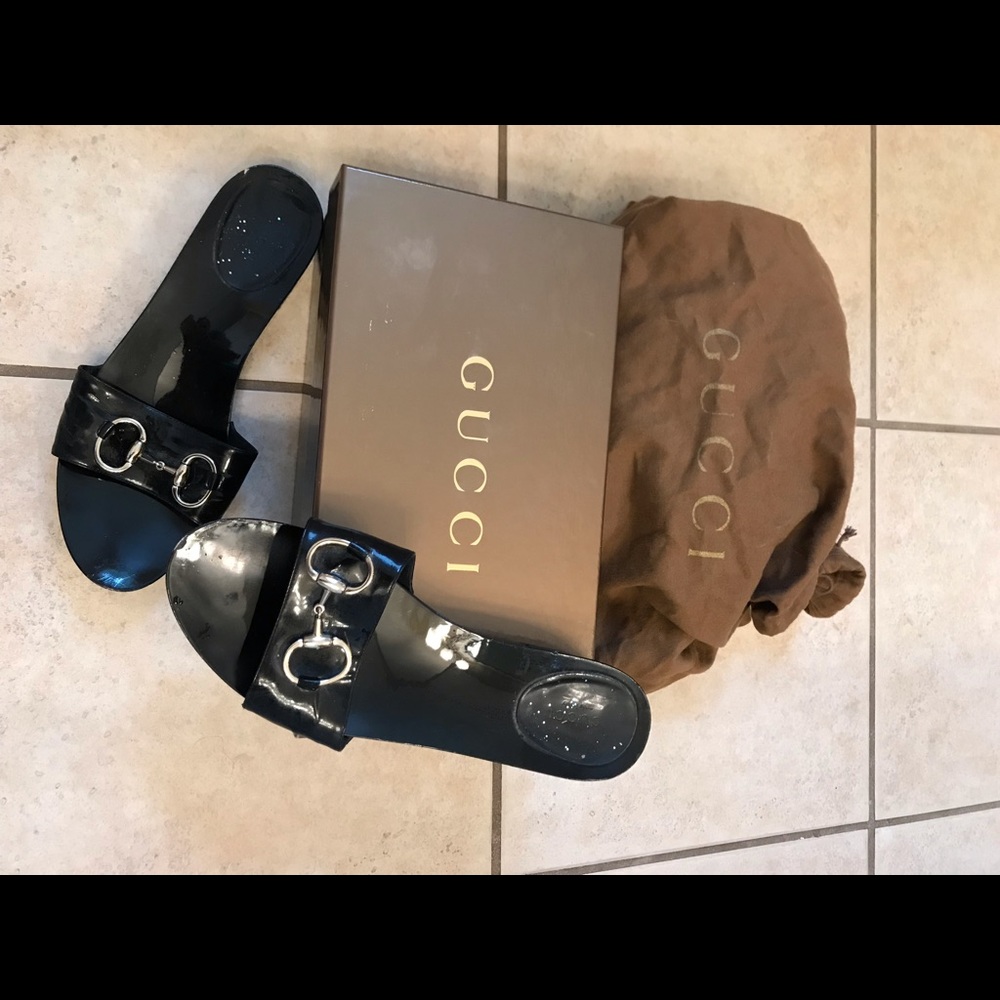 Gucci sand pelle s gonna sandal